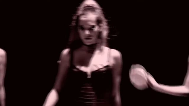 Ana X Group - Be Italian смотреть онлайн