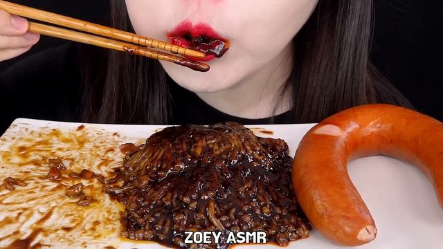 ASMR TRUFFLE BLACK BEAN NOODLES SPICY ENOKI MUSHROOMS 짜장불닭팽이버섯 트러플짜파게티 먹방 MUKBANG EATING SOUNDS 咀嚼音 смотреть онлайн