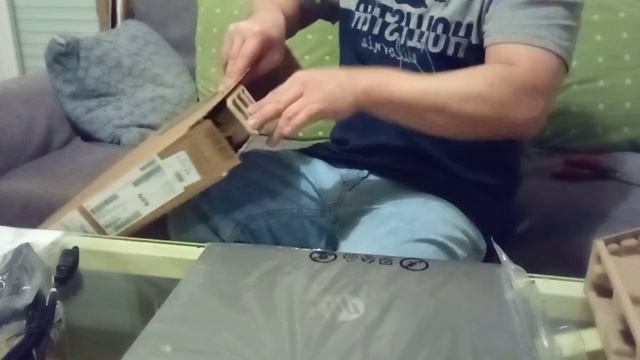 Unboxing The new HP Chromebook смотреть онлайн