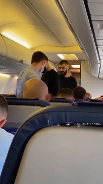 Девушка встретила в самолете Мияги и Энди смотреть онлайн