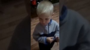 Плакса мальчик