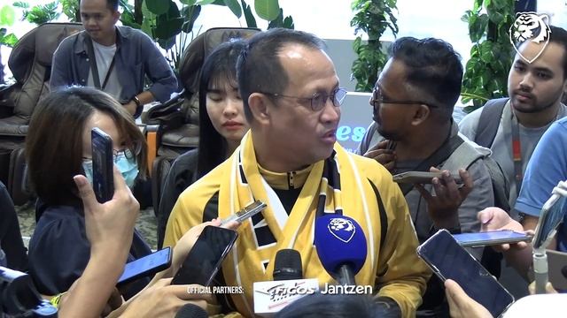 "Untuk persembahan (pemain), saya gembira tapi untuk prestasi, minta maaf sebab tidak capai target! смотреть онлайн