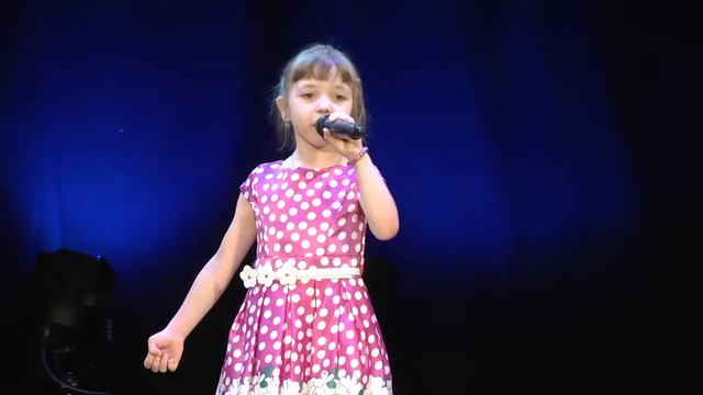 Варя Мичурова "Мухоморы" смотреть онлайн