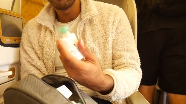 FREE EMIRATES BUSINESS CLASS UPGRADE!