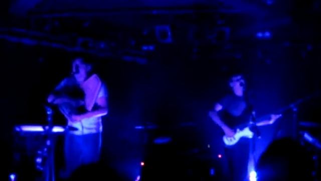 Grizzly Bear 'Lullabye' live смотреть онлайн