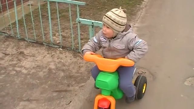Сын на велосипеде смотреть онлайн