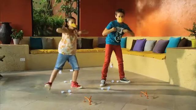 DEXYCO Resi Jajca - Lay it or break it смотреть онлайн