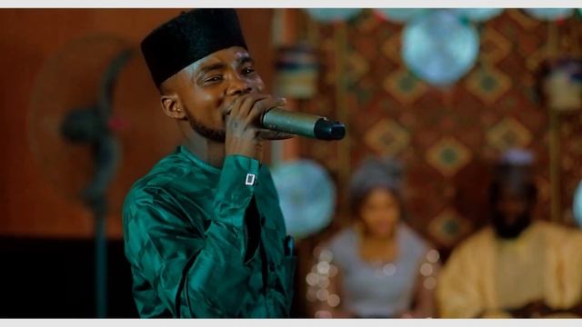 Comander Hisba Yasa Aka Kamo Masa Mawakin A girgiza Mata Sbd Badancin da Akayi A cikinta смотреть онлайн