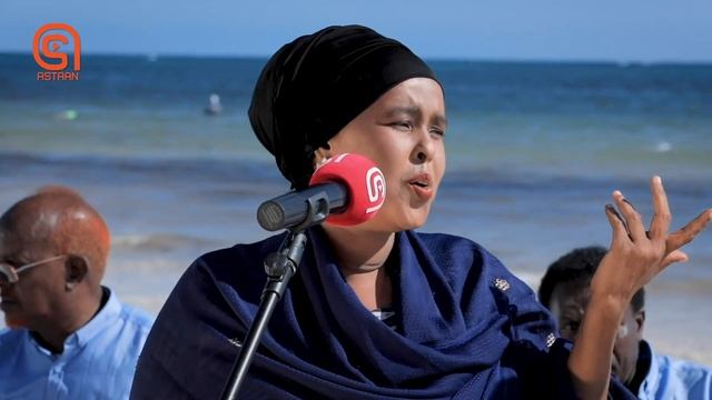 Barnaamijka Heello | Heesta Nin Dabeecadle | Maxamed Gacan iyo Caasho Kiin Astaan HD 2020 смотреть онлайн