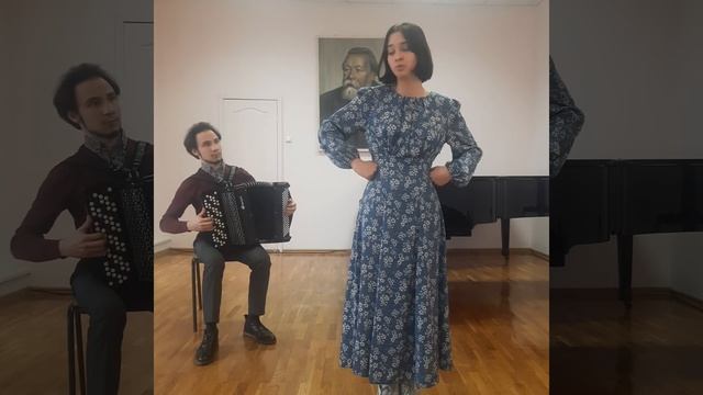 Сафарян Алиса Вадимовна - Шуточная песня "Кума печку затопила" смотреть онлайн