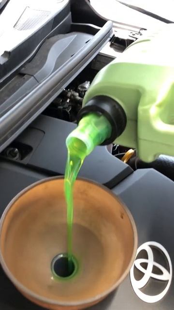 Liqui moly 5w30 molygen green oil untuk innova reborn diesel 2018 смотреть онлайн