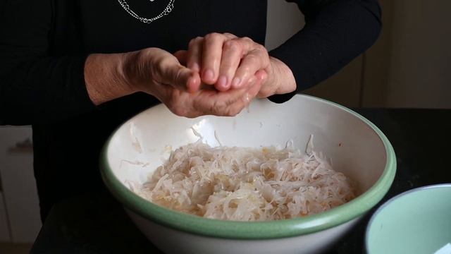 The BEST Polish Pierogi | (VEGAN) with Sauerkraut & Dried Mushrooms | Grandma's Traditional Recipe смотреть онлайн