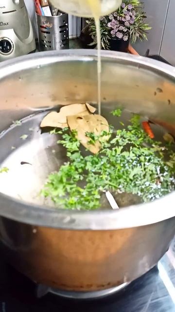 CHICKEN DUM BIRYANI | चिकन दम बिरयानी #shorts #chickenbiryani смотреть онлайн