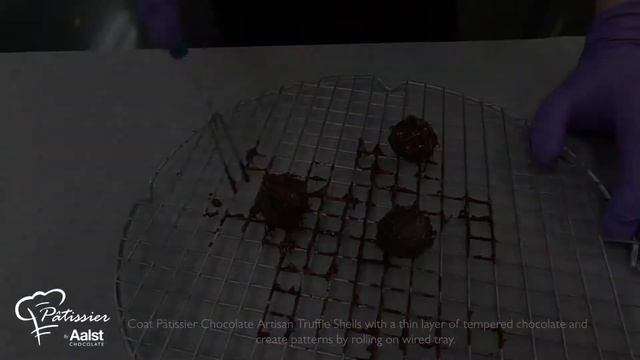 Recipe of Pâtissier Chocolate Truffe Shells смотреть онлайн
