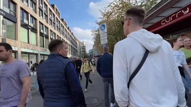 Чилим в Лейпциге вечером | Русский акцентик | Нереальный центр Лейпцига | Шоппинг в Германии VLOg смотреть онлайн
