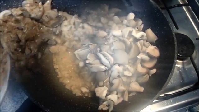Мясо с грибами😋 смотреть онлайн
