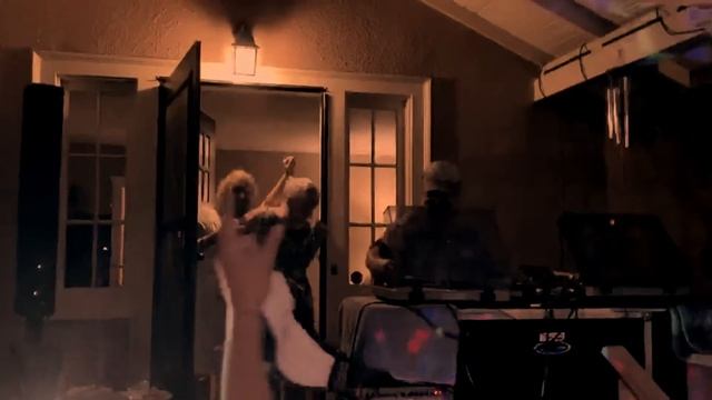 Kim’s birthday смотреть онлайн