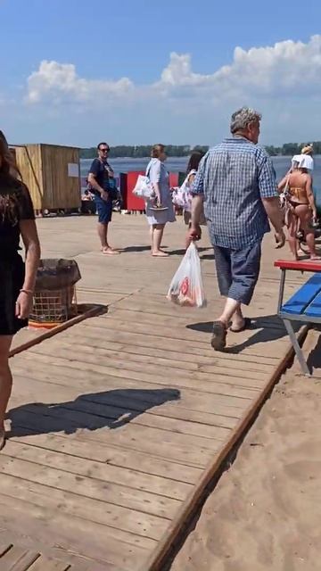 Общественник заметил изменения к лучшему на пляже, что на Полевом спуске в Самаре смотреть онлайн