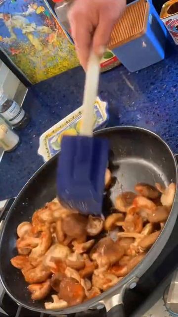 Swing to the mushroom jazz: Frittata with baby shiitakes. #shorts #shitake
how to make a frittata смотреть онлайн