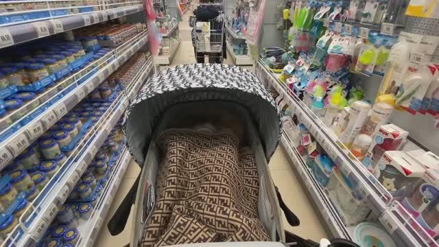ВЛОГ Шоппинг с Силиконовым Реборном Наоми Shopping with Silicone Reborn Naomi смотреть онлайн