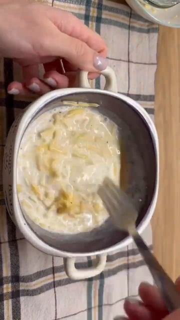 Готовим Киш с курицей и грибами 🤤 #киш #готовимвкусно смотреть онлайн
