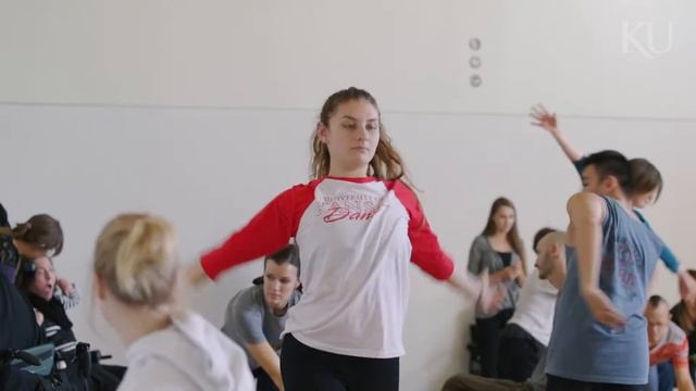Explore KU: Axis Dance Company changes the face of dance смотреть онлайн
