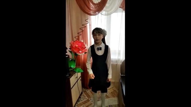 «И строки летят сквозь года...», Бурлак Анастасия (М. Исаковский «Здесь похоронен красноармеец»)