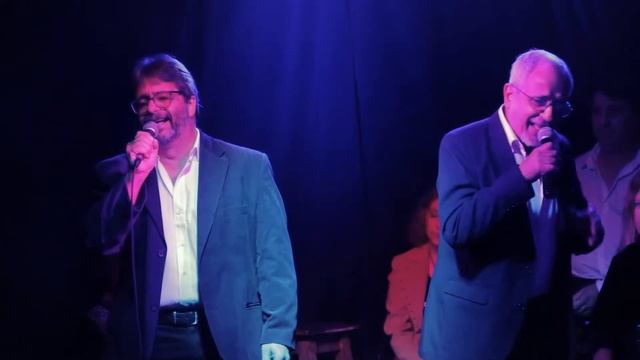 Hugo y Nestor: El mundo смотреть онлайн