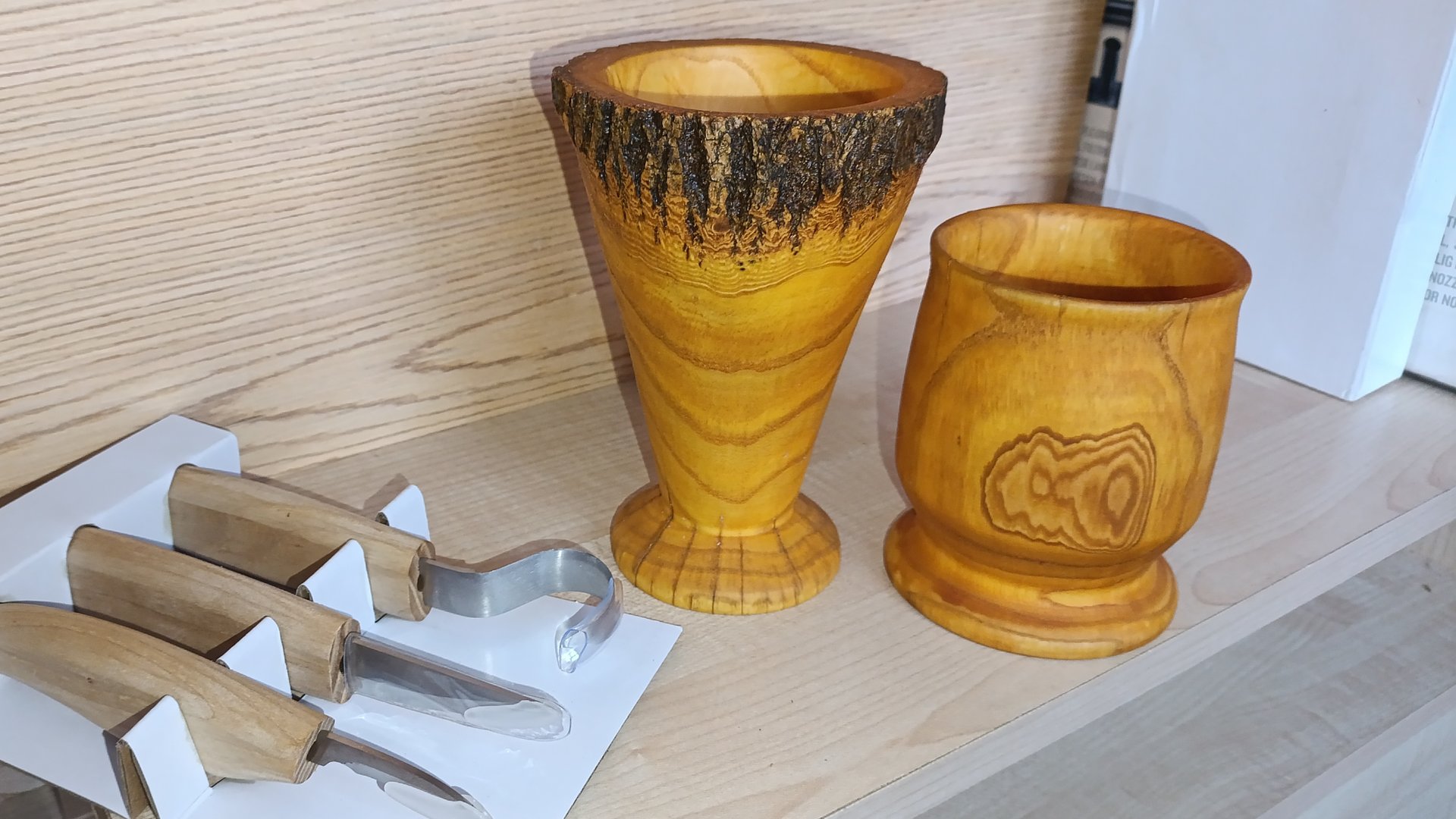 как я этим ложкорезом бокалы вздумал вырезать. сушить стал по новому материал, чтоб меньше отходов смотреть онлайн