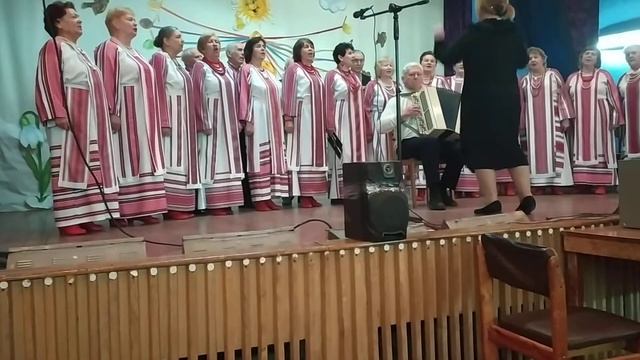 Українська народна пісня" Над криницею вербиченька". смотреть онлайн