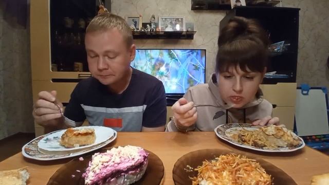Мукбанг. Ужин из магазина "Окей" | Mukbang. Dinner at "Okay" смотреть онлайн