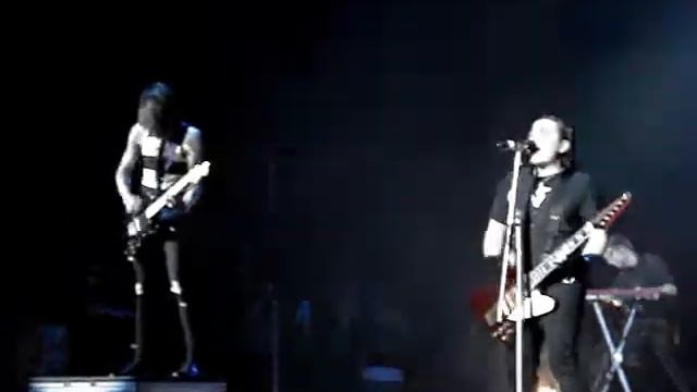 Metro Station Shake It, Control, & Wish We Were Older Jingle Ball 2008 смотреть онлайн