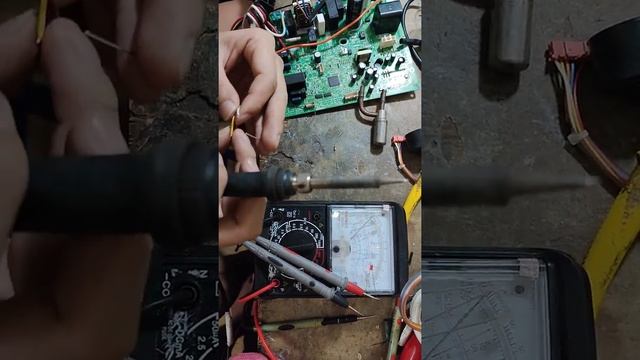 Cách kiểm tra van tiết lưu điều hòa daikin inverter | How to check the throttle valve of Daikin смотреть онлайн