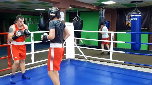 Дворнін Сергій - Возний Іван відпрацювання ближнього бою клуб "РИНГ" 4 раунд смотреть онлайн