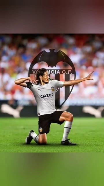 Cavani signs for Valencia on a free transfer The Uruguayan puts his feet on the bat stadium 🦇 смотреть онлайн