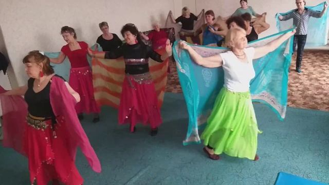 Восточный танец, репетиция ансамбля Лейла. смотреть онлайн