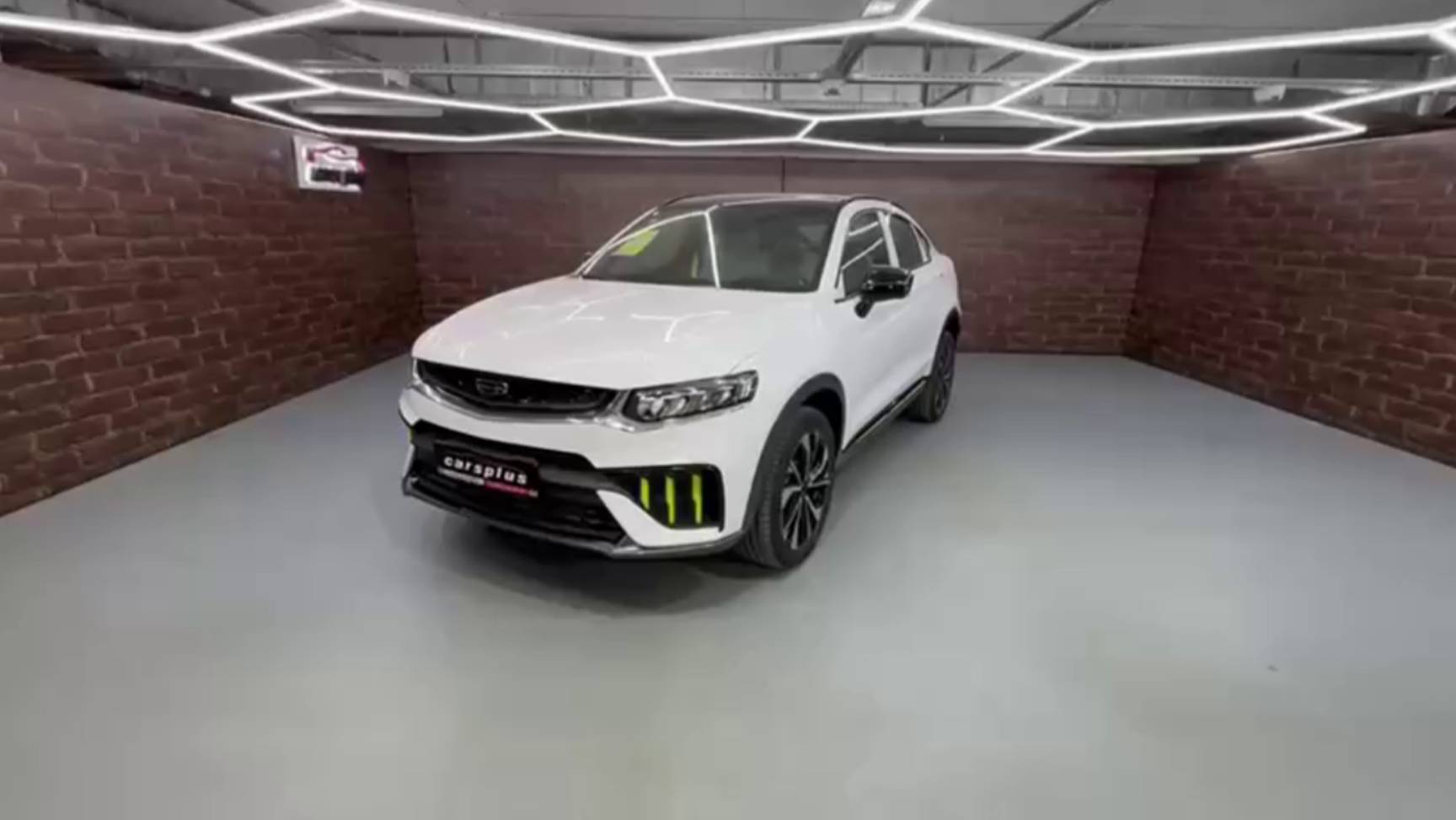 В наличии Geely Tugella👇