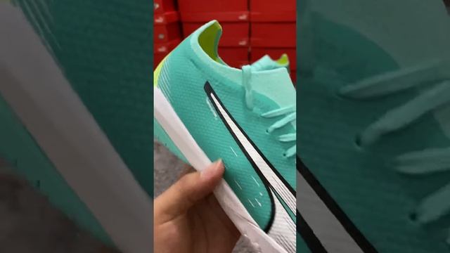 Sepatu Futsal Puma Ultra Match IT Peppermint 107221-03 Original BNIB смотреть онлайн