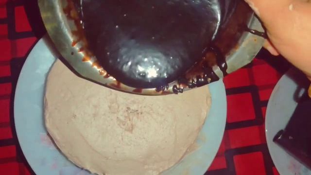 Dark Chocolate Truffle Cake Setting