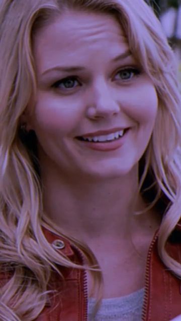 Эмма Свон. #onceuponatime #Storybrooke #emmaswan #однаждывсказке #эммасвон смотреть онлайн