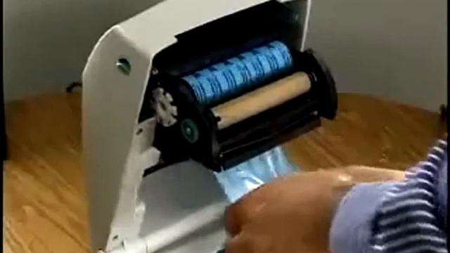 Instalando Ribbon na Zebra TLP2844 смотреть онлайн