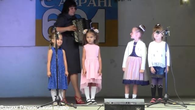 Вихованці дитячого садка "Веселка" смотреть онлайн