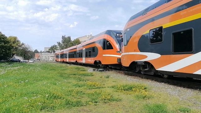 Stadler flirt EMU+DMU at Kopli station смотреть онлайн