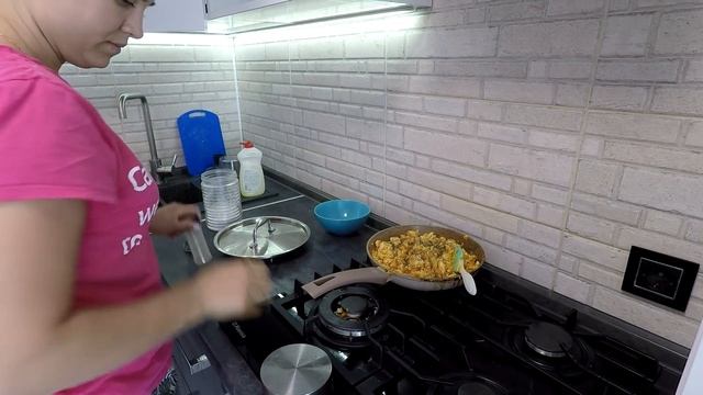 VLOG: ПОКУПКИ🛒 ПОДАРКИ🎁 ЛОДОЧКИ ИЗ КАБАЧКОВ 🍆 ДОМАШНЕЕ МОРОЖЕНОЕ ЗА 1 МИНУТУ🍦 ДР МАШИ 🎂 смотреть онлайн