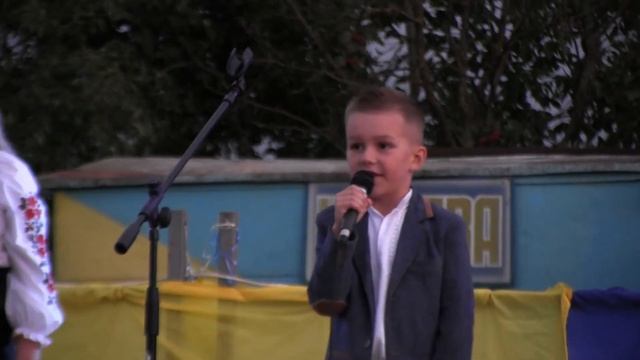 "Мама" у виконанні Юри Дмитрика та Валентини Симчишин смотреть онлайн