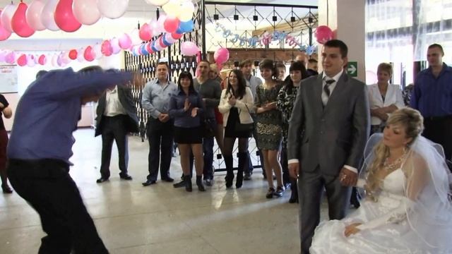 ВЕСЕЛОЕ НАСТРОЕНИЕ смотреть онлайн