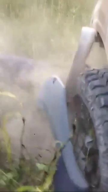 Бычье на внедорожнике на чужом районе смотреть онлайн