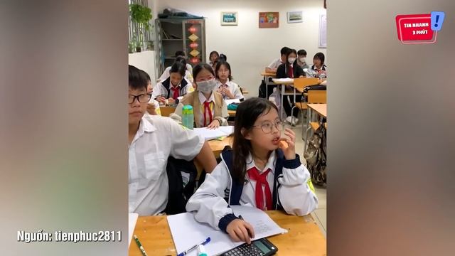 ĐI HỌC quên mang khăn quàng đỏ, nữ sinh có cách ĐỐI PHÓ khiến dân mạng PHỤC SÁT ĐẤT |Tin Nhanh 3Phú смотреть онлайн