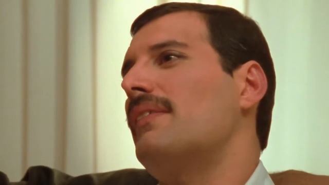 Freddie Mercury & Dave Clark ‘Time’ Interview 1986 смотреть онлайн