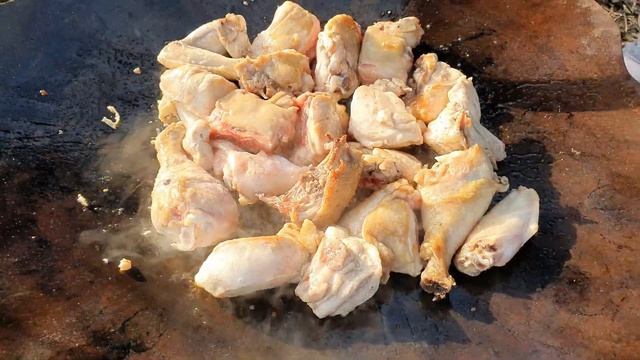 Курица в сливках на садже рецепт курицы с чесноком и грибами смотреть онлайн